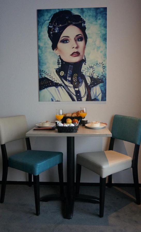 איינדהובן Design Hotel Glow מראה חיצוני תמונה