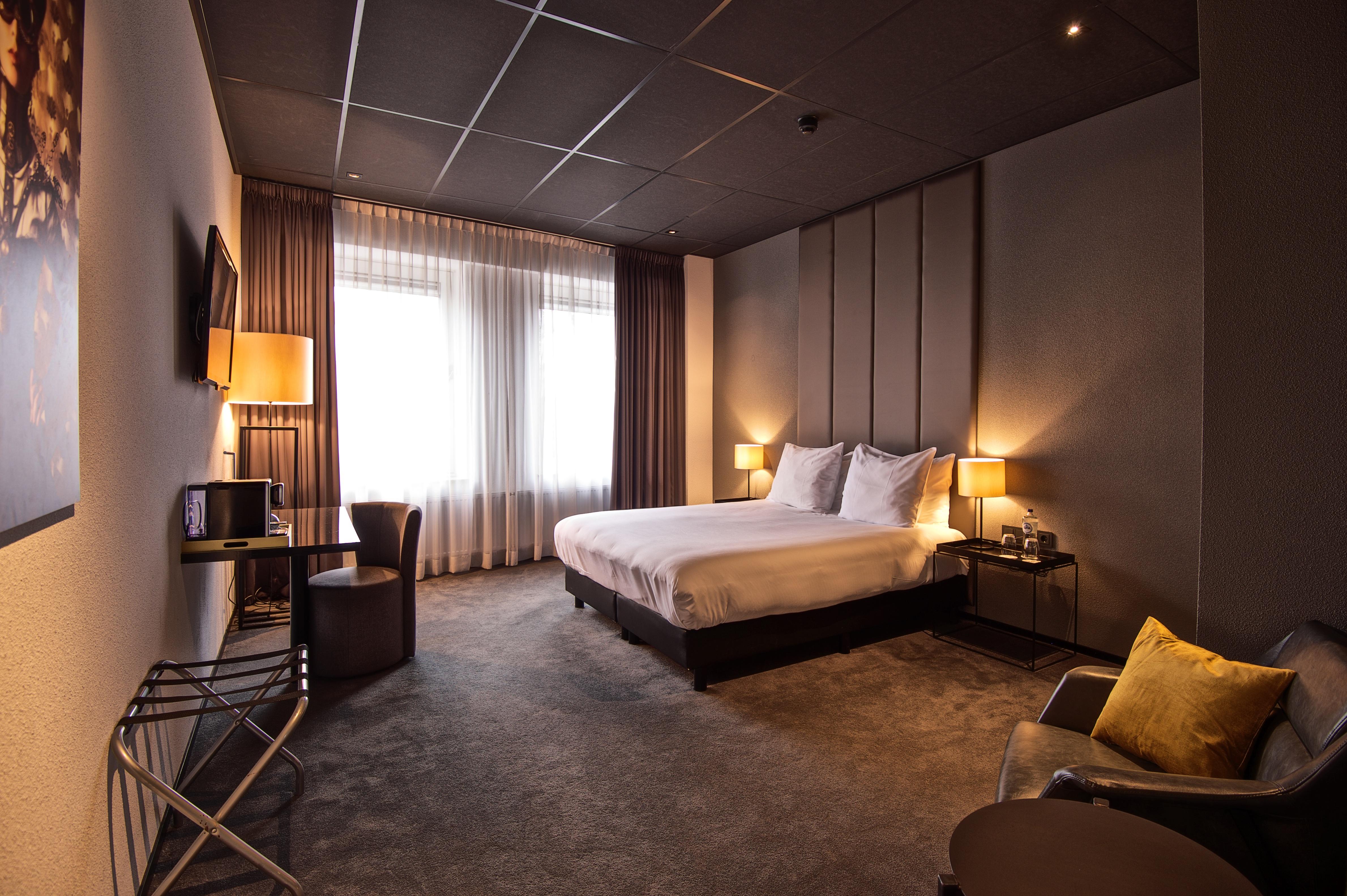 איינדהובן Design Hotel Glow מראה חיצוני תמונה