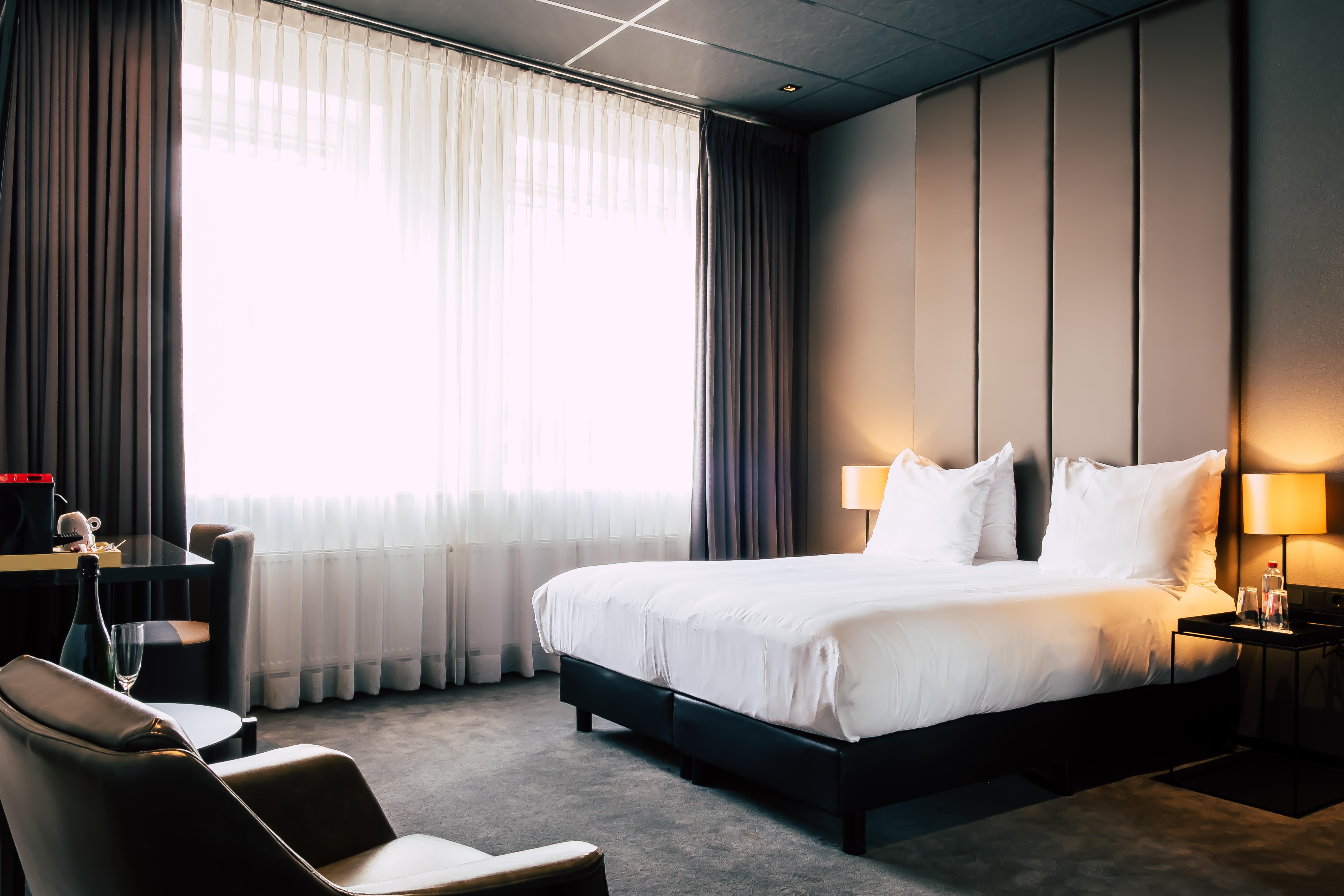 איינדהובן Design Hotel Glow מראה חיצוני תמונה
