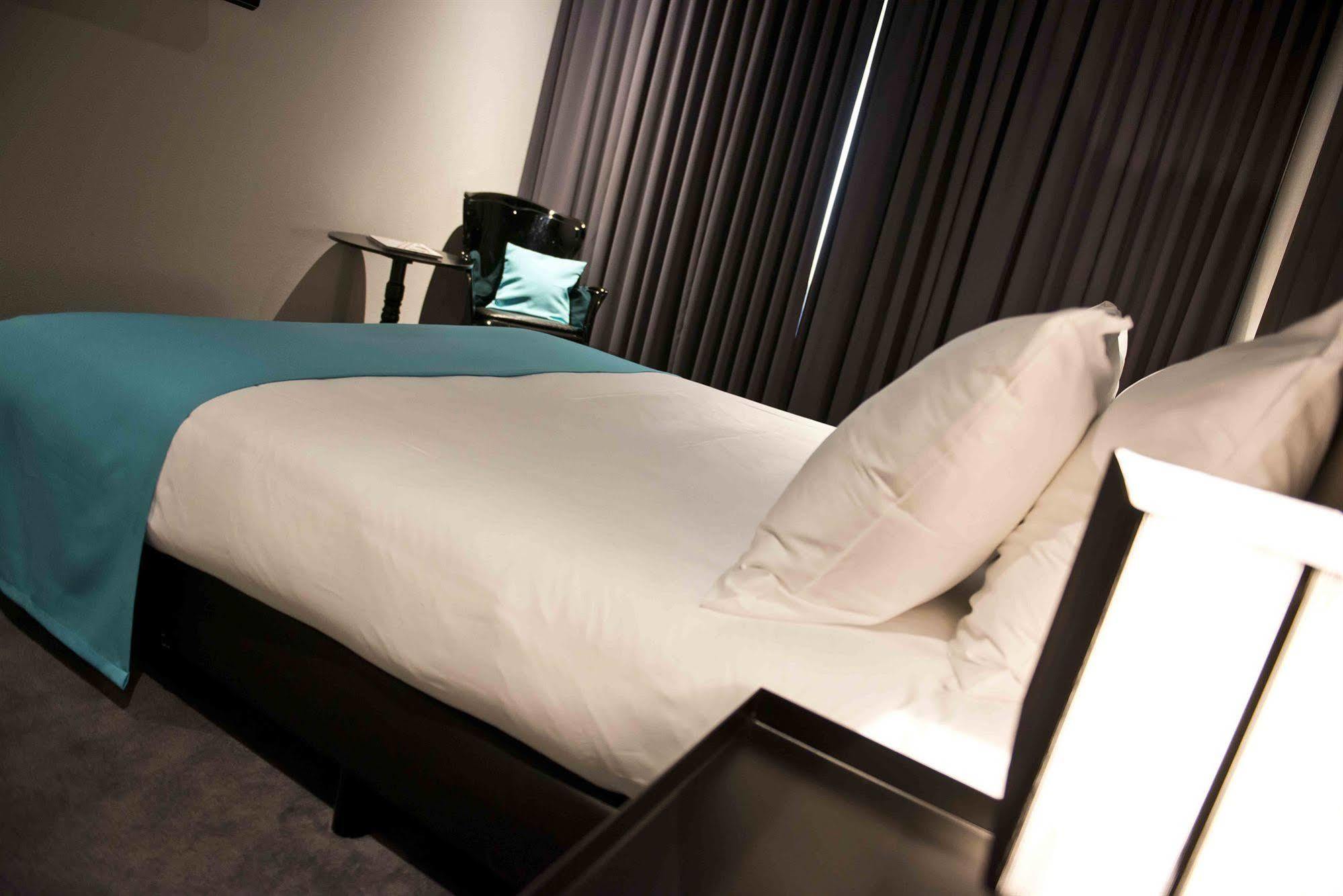 איינדהובן Design Hotel Glow מראה חיצוני תמונה